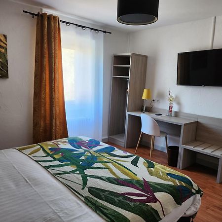 Hotel Des Negociants Lamastre Kültér fotó