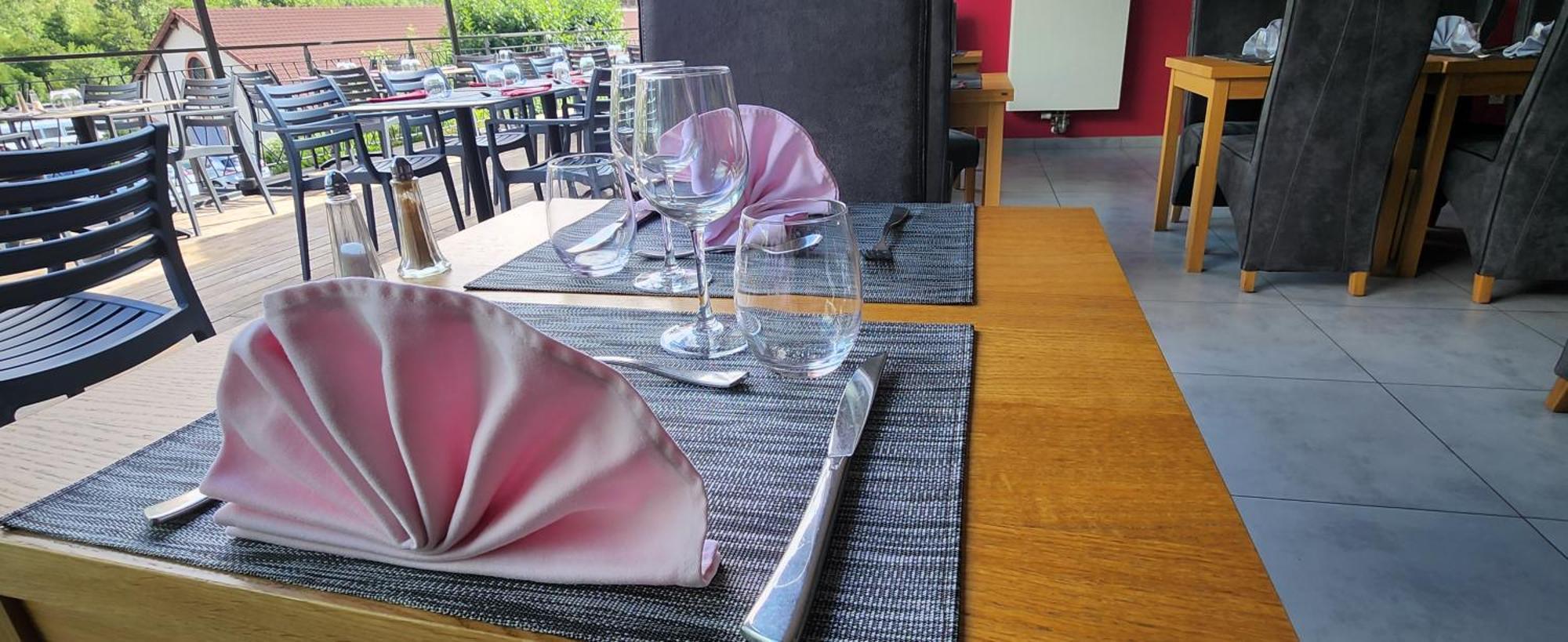 Hotel Des Negociants Lamastre Kültér fotó