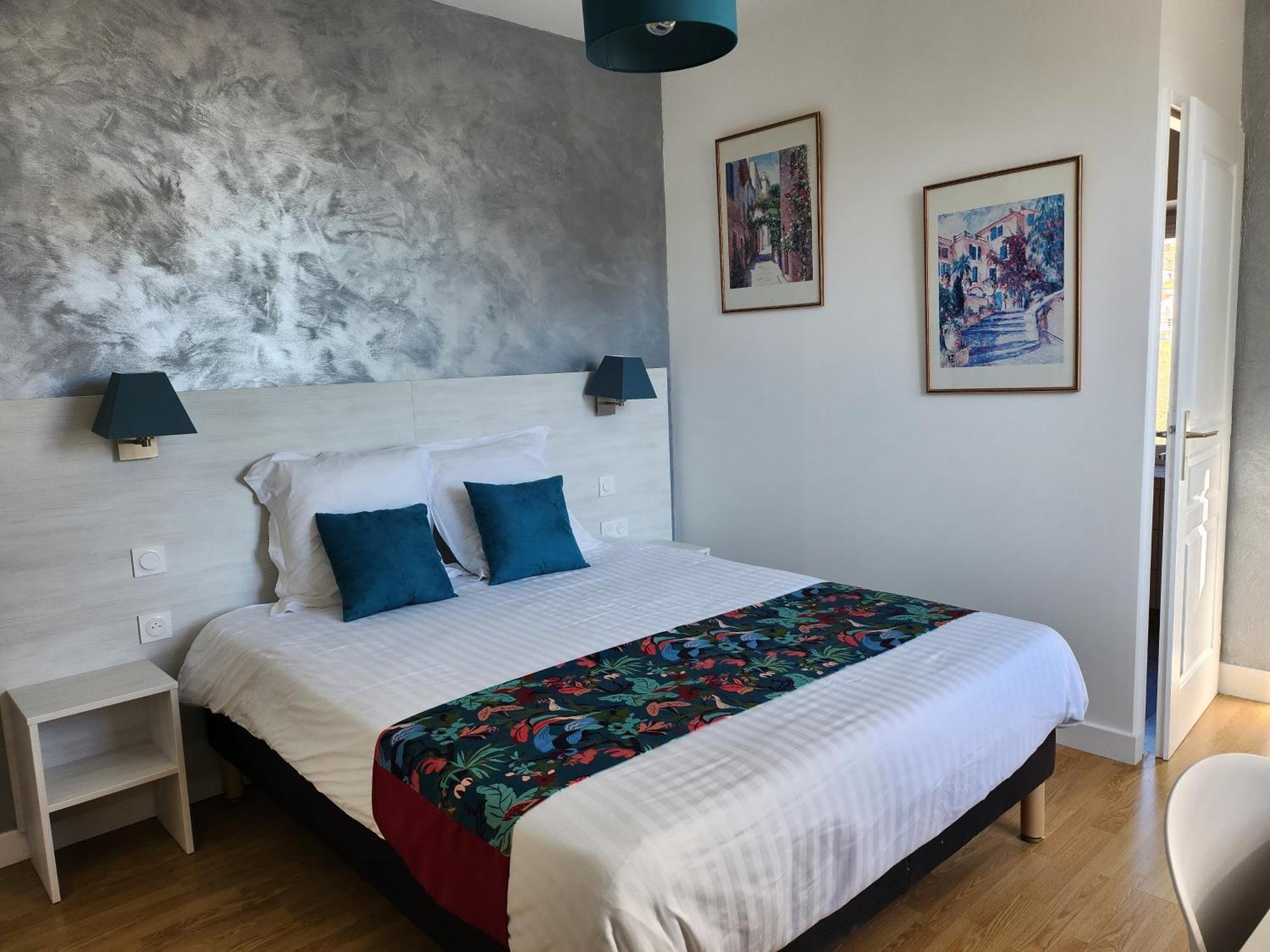 Hotel Des Negociants Lamastre Kültér fotó
