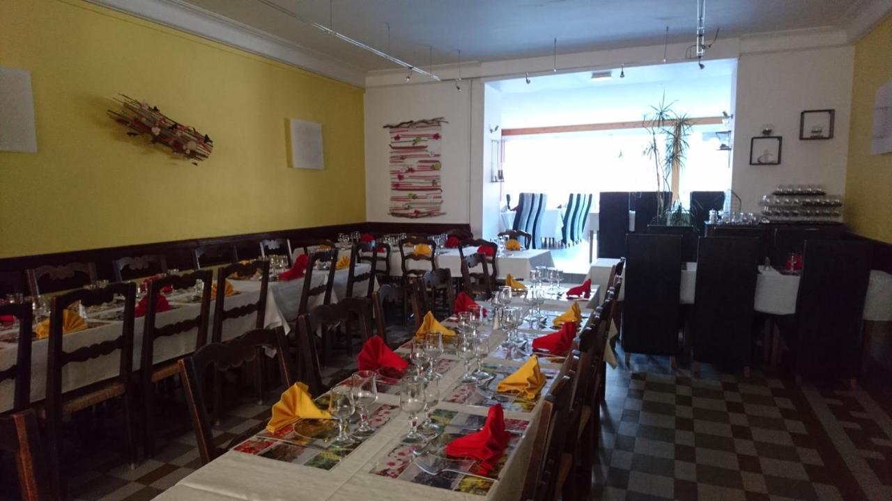 Hotel Des Negociants Lamastre Kültér fotó